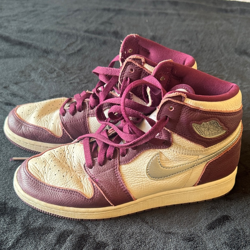 Nike Women’s or Youth High-Top Sneakers in Maroon and Cream